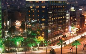 โรงแรมโมเวนพิค อิซมีร์